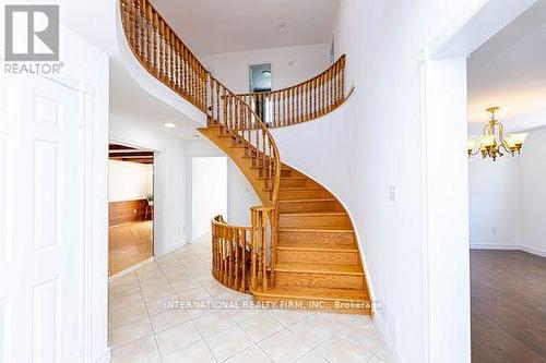 17 Southview Drive, Vaughan, ON - Indoor Photo Showing Other Room