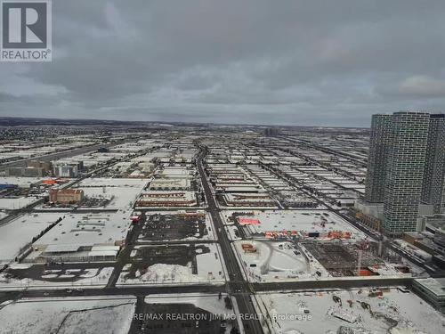 5806 - 8 Interchange Way, Vaughan, ON - Outdoor With View