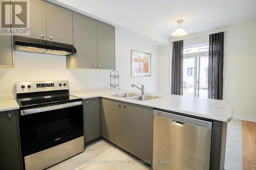 Kitchen - B/I Dishwasher - 77 Keelson Street, Welland (Dain City), ON - Indoor Photo Showing Kitchen With Stainless Steel Kitchen With Double Sink