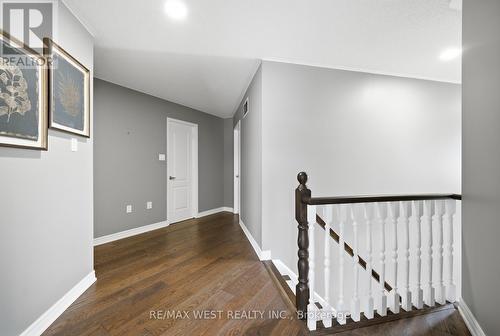 5 Smith Street, New Tecumseth, ON - Indoor Photo Showing Other Room