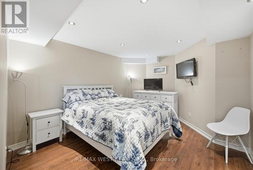 5 Smith Street, New Tecumseth, ON - Indoor Photo Showing Bedroom