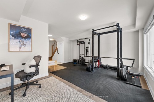71 Farooq Boulevard, Vaughan, ON - Indoor Photo Showing Gym Room