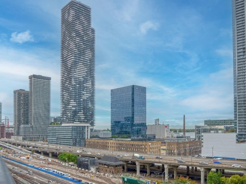 1009-1 The Esplanade N/A, Toronto, ON - Outdoor