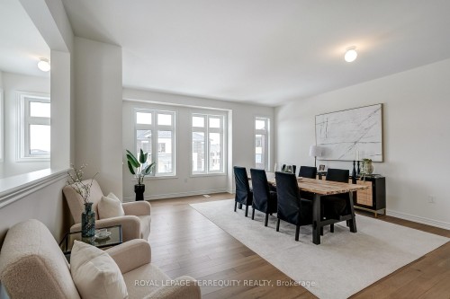 2964 Starlight Drive, Pickering, ON - Indoor Photo Showing Other Room