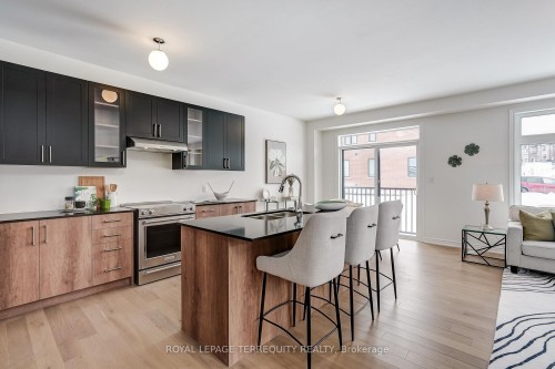 2964 Starlight Drive, Pickering, ON - Indoor Photo Showing Kitchen