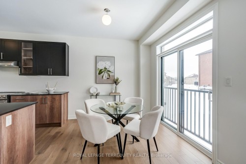 2964 Starlight Drive, Pickering, ON - Indoor Photo Showing Dining Room