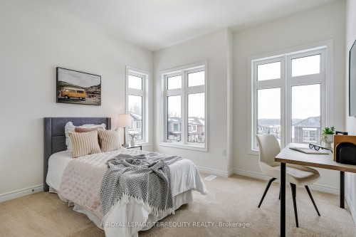 2964 Starlight Drive, Pickering, ON - Indoor Photo Showing Bedroom