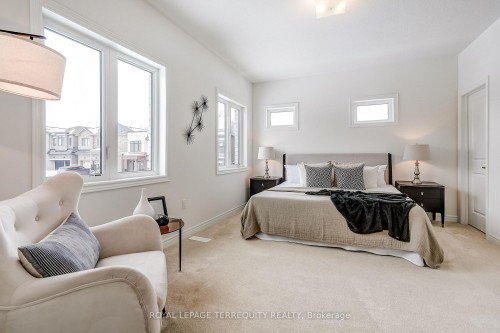 2964 Starlight Drive, Pickering, ON - Indoor Photo Showing Bedroom