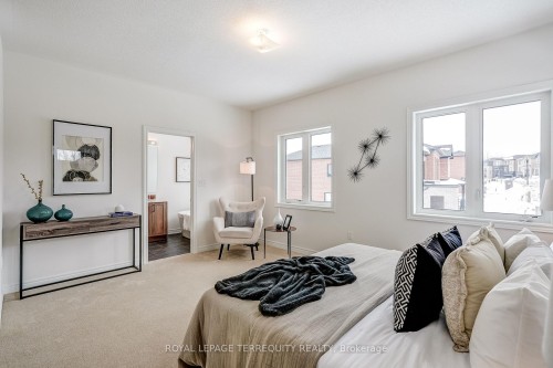 2964 Starlight Drive, Pickering, ON - Indoor Photo Showing Bedroom