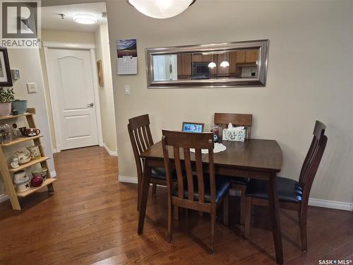 108 110 Armistice Way, Saskatoon, SK - Indoor Photo Showing Dining Room