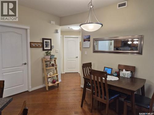 108 110 Armistice Way, Saskatoon, SK - Indoor Photo Showing Dining Room