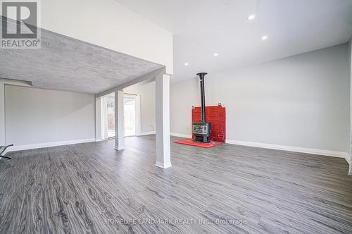 21654 Warden Avenue, East Gwillimbury, ON - Indoor Photo Showing Other Room