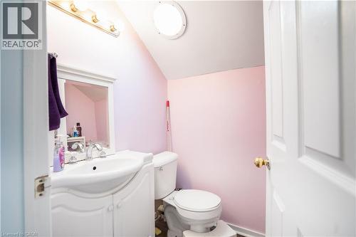 12 Walpole Drive, Jarvis, ON - Indoor Photo Showing Bathroom