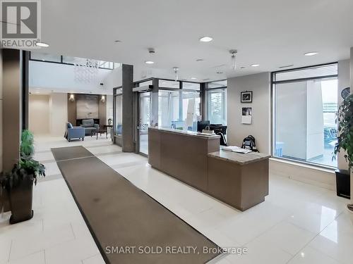 210 - 75 Norman Bethune Avenue, Richmond Hill, ON - Indoor Photo Showing Other Room