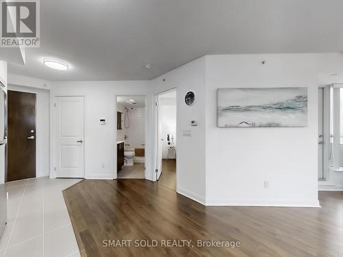 210 - 75 Norman Bethune Avenue, Richmond Hill, ON - Indoor Photo Showing Other Room