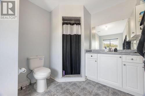 43 Susan Avenue, Brampton, ON - Indoor Photo Showing Bathroom