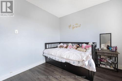 43 Susan Avenue, Brampton, ON - Indoor Photo Showing Bedroom