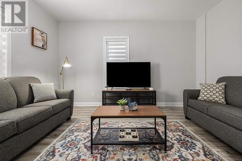 19 Gilbert Street, Lansdowne Village, ON - Indoor Photo Showing Living Room