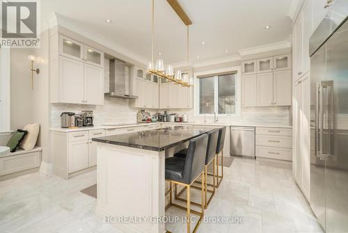 11 Chipstead Road, Toronto, ON - Indoor Photo Showing Kitchen With Upgraded Kitchen