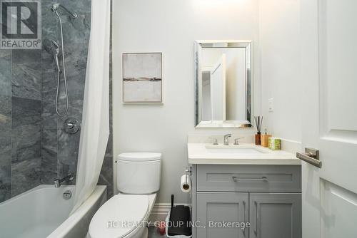 11 Chipstead Road, Toronto, ON - Indoor Photo Showing Bathroom