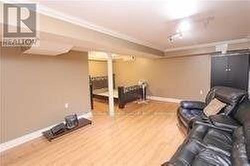 9 Salem Court, Brampton, ON - Indoor