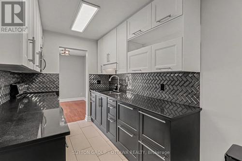 1634 Cheevers Crescent, Ottawa, ON - Indoor Photo Showing Kitchen With Double Sink