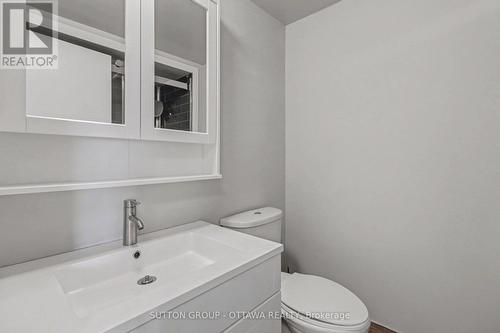 1634 Cheevers Crescent, Ottawa, ON - Indoor Photo Showing Bathroom