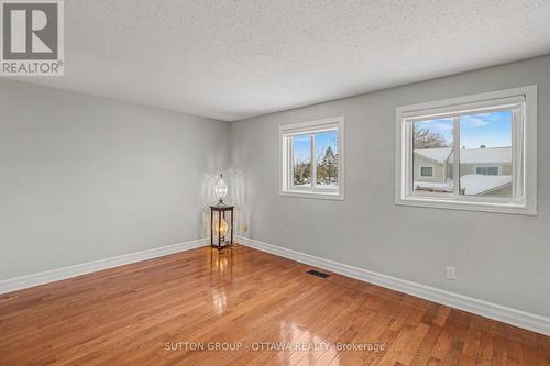 1634 Cheevers Crescent, Ottawa, ON - Indoor Photo Showing Other Room