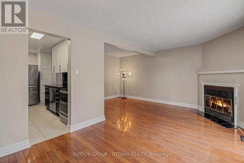 1634 Cheevers Crescent, Ottawa, ON - Indoor With Fireplace