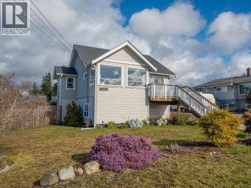 6937 Jasper Street, Powell River, BC - Outdoor