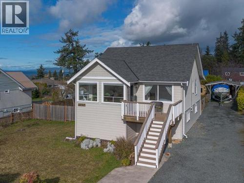 6937 Jasper Street, Powell River, BC - Outdoor With Deck Patio Veranda