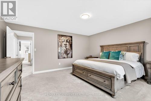 8 Bousfield Court, Hamilton, ON - Indoor Photo Showing Bedroom