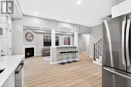 8 Bousfield Court, Hamilton, ON - Indoor