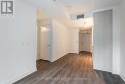 317 - 115 BLUE JAYS WAY  Toronto, ON M5V 3T3