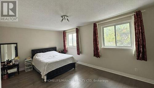 61 Moregate Crescent, Brampton, ON - Indoor Photo Showing Bedroom