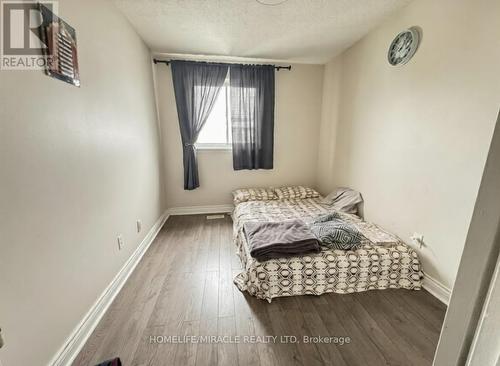 61 Moregate Crescent, Brampton, ON - Indoor Photo Showing Bedroom