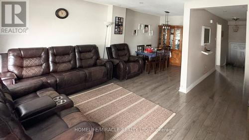 61 Moregate Crescent, Brampton, ON - Indoor Photo Showing Living Room