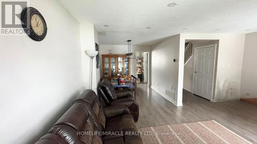61 Moregate Crescent, Brampton, ON - Indoor