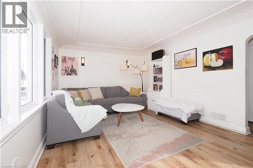 44 Garden Avenue, Kitchener, ON - Indoor