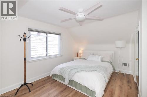 44 Garden Avenue, Kitchener, ON - Indoor Photo Showing Bedroom