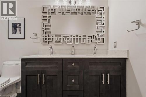 66 Bay Street S Unit# 504, Hamilton, ON - Indoor Photo Showing Bathroom