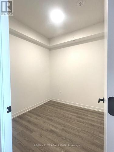 5810 - 8 Interchange Way, Vaughan, ON - Indoor Photo Showing Other Room