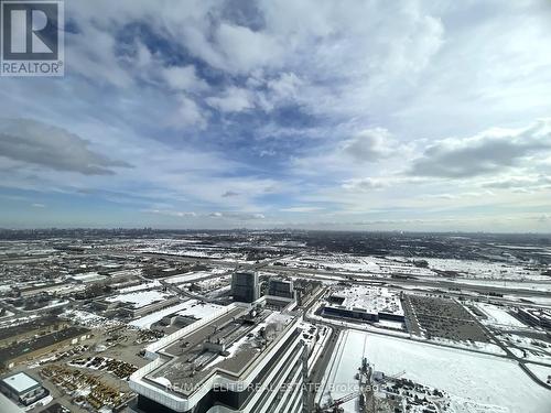 5810 - 8 Interchange Way, Vaughan, ON - Outdoor With View