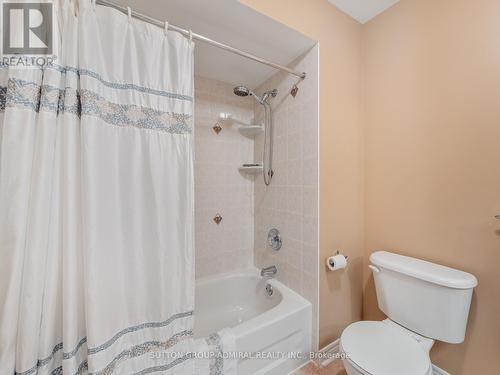 26 - 255 Shaftsbury Avenue, Richmond Hill, ON - Indoor Photo Showing Bathroom