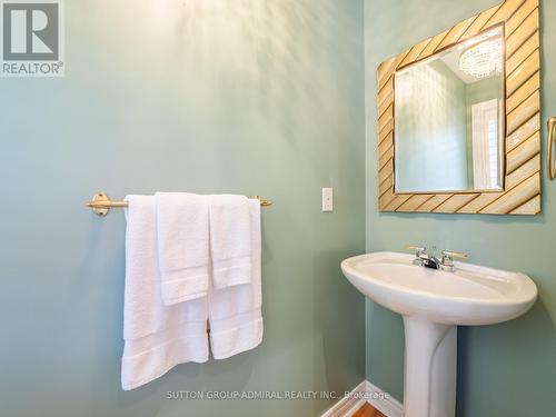 26 - 255 Shaftsbury Avenue, Richmond Hill, ON - Indoor Photo Showing Bathroom