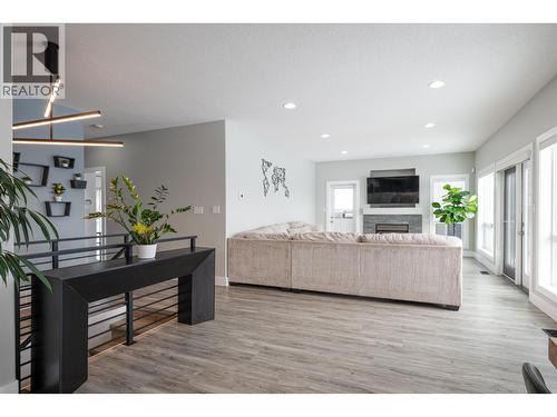 7603 Grayshell Road, Prince George, BC - Indoor