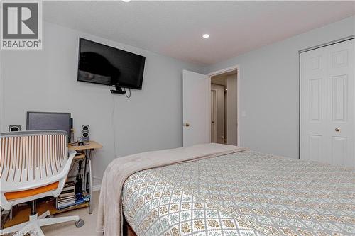 128 Karalee Crescent, Cambridge, ON - Indoor Photo Showing Bedroom