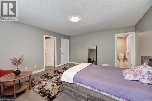 242 Doon Mills Drive, Kitchener, ON - Indoor Photo Showing Bedroom