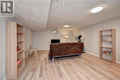 242 Doon Mills Drive, Kitchener, ON - Indoor