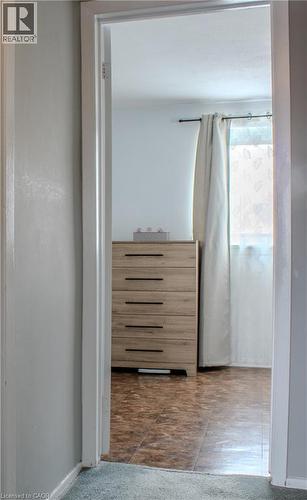 48 Riverdale Drive Unit# 2, Hamilton, ON - Indoor Photo Showing Other Room